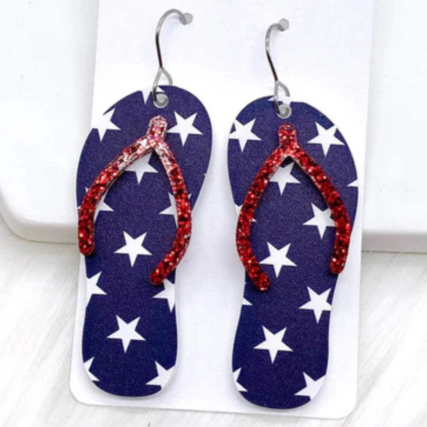 Americana Flip Flop Dangle Earrings - Patriotic Red, White, & Blue Summertime Jewelry | oak7west.com