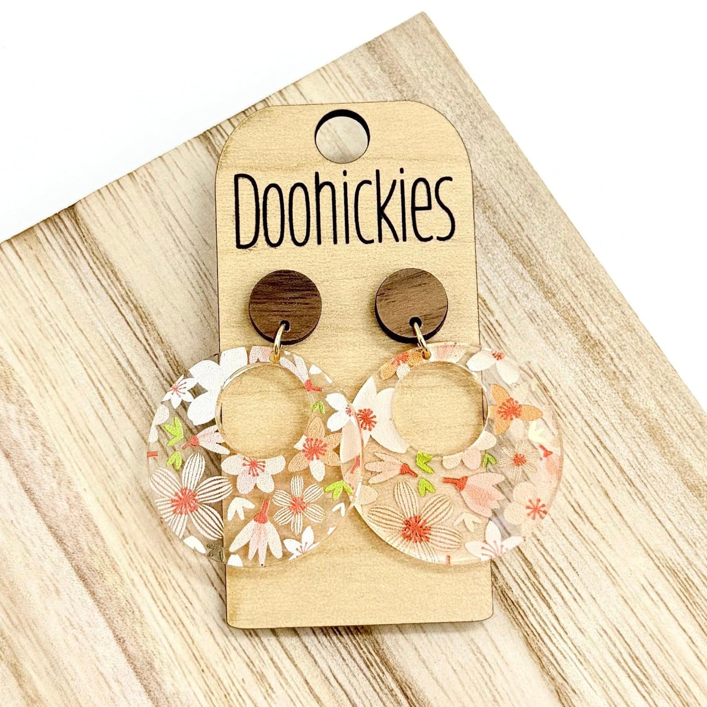 Fall Floral Coral Dangle Earrings - Acrylic & Wood Circle Dangles - Autumn vibe earrings on wood background | oak7west.com