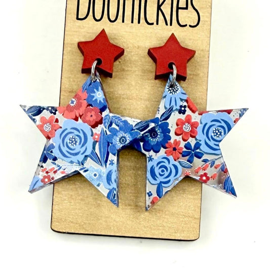 USA Star Dangle Earrings Floral Design | oak7west.com