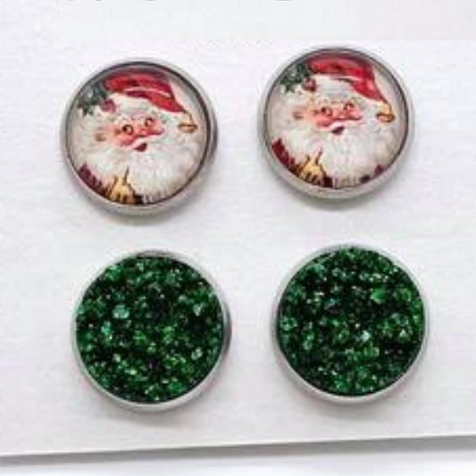 Christmas Earring Set - Vintage Santa Earrings and Green Cluster Earrings - Nostalgic Holiday Jewelry | oak7west.com